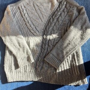 Vera Wang Chunky Pullover